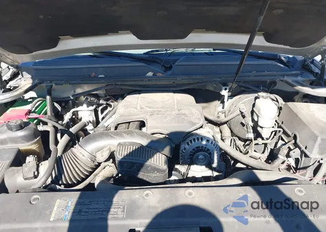 2010 Chevrolet Suburban 1500 Ltz z USA, uszkodzony, nr VIN 1GNUKKE3XAR163737